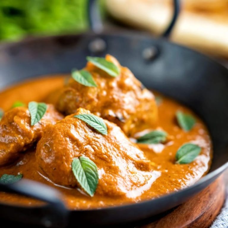 Tikka Masala: A Flavorful Indian Delight