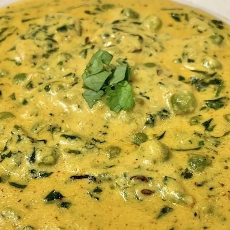 Delicious Saag Dishes at Our Indian Restaurant