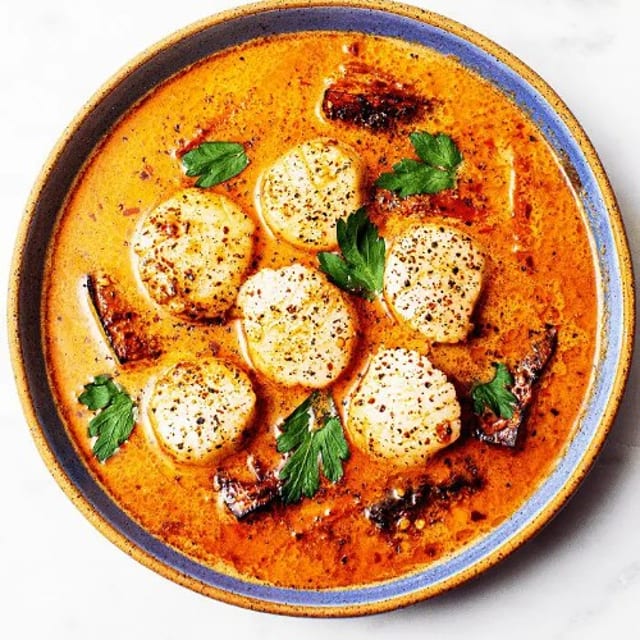 Scallops Curry.